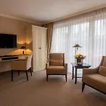 Strandhotel Fontana Szálloda
