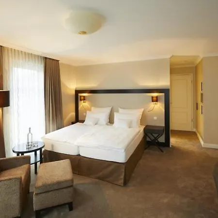Hotel Strandhotel Fontana 4*