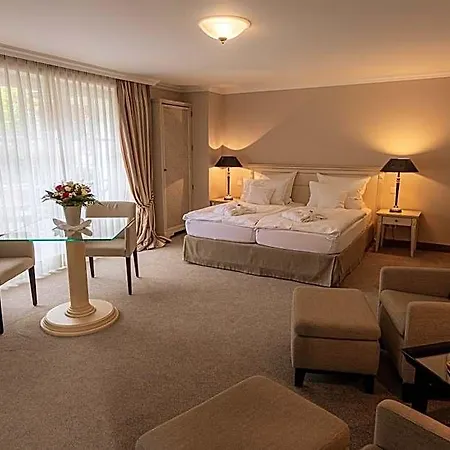 Strandhotel Fontana Hotel 4*