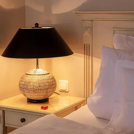 호텔 Strandhotel Fontana 4*