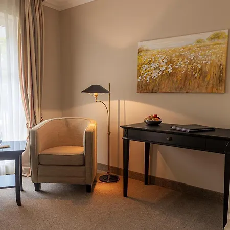 Strandhotel Fontana 4* טימנדורפר שטרנד
