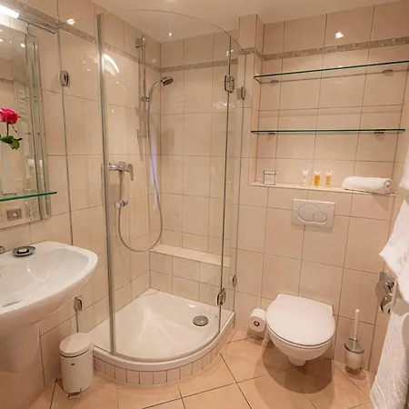 Strandhotel Fontana Тиммендорфер-Штранд