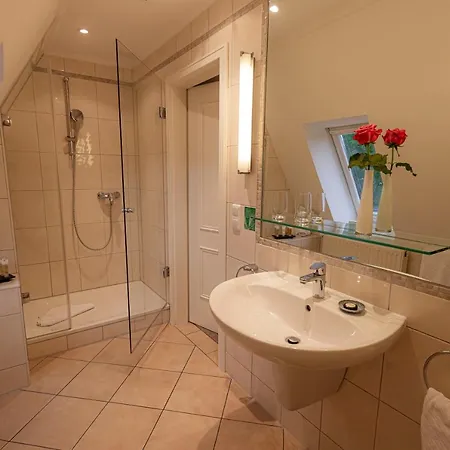 Strandhotel Fontana Отель 4*