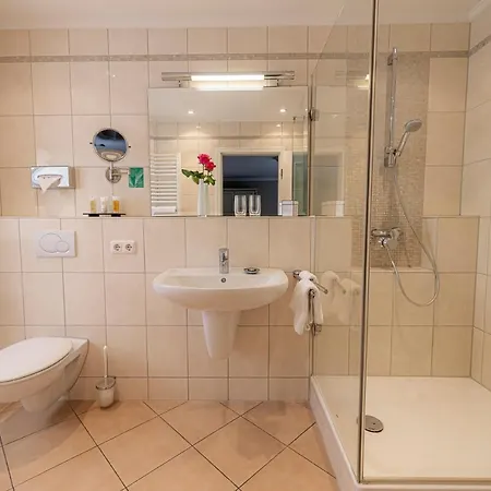 מלון Strandhotel Fontana טימנדורפר שטרנד