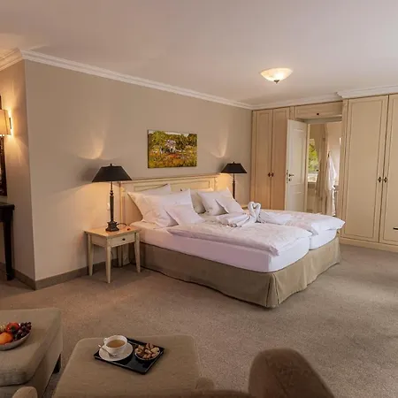 Strandhotel Fontana Отель Тиммендорфер-Штранд