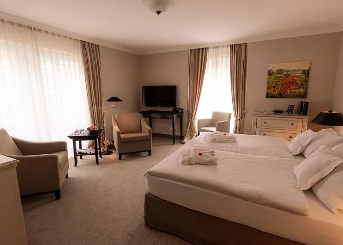 Hotel Strandhotel Fontana 4*